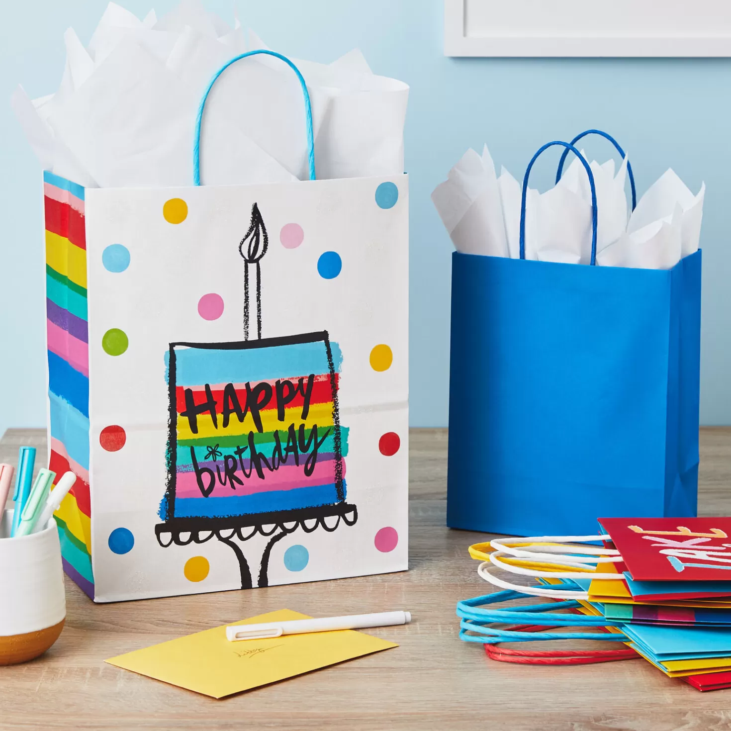 Birthday>Hallmark Birthday Cheer 8-Pack Assorted Gift Bags