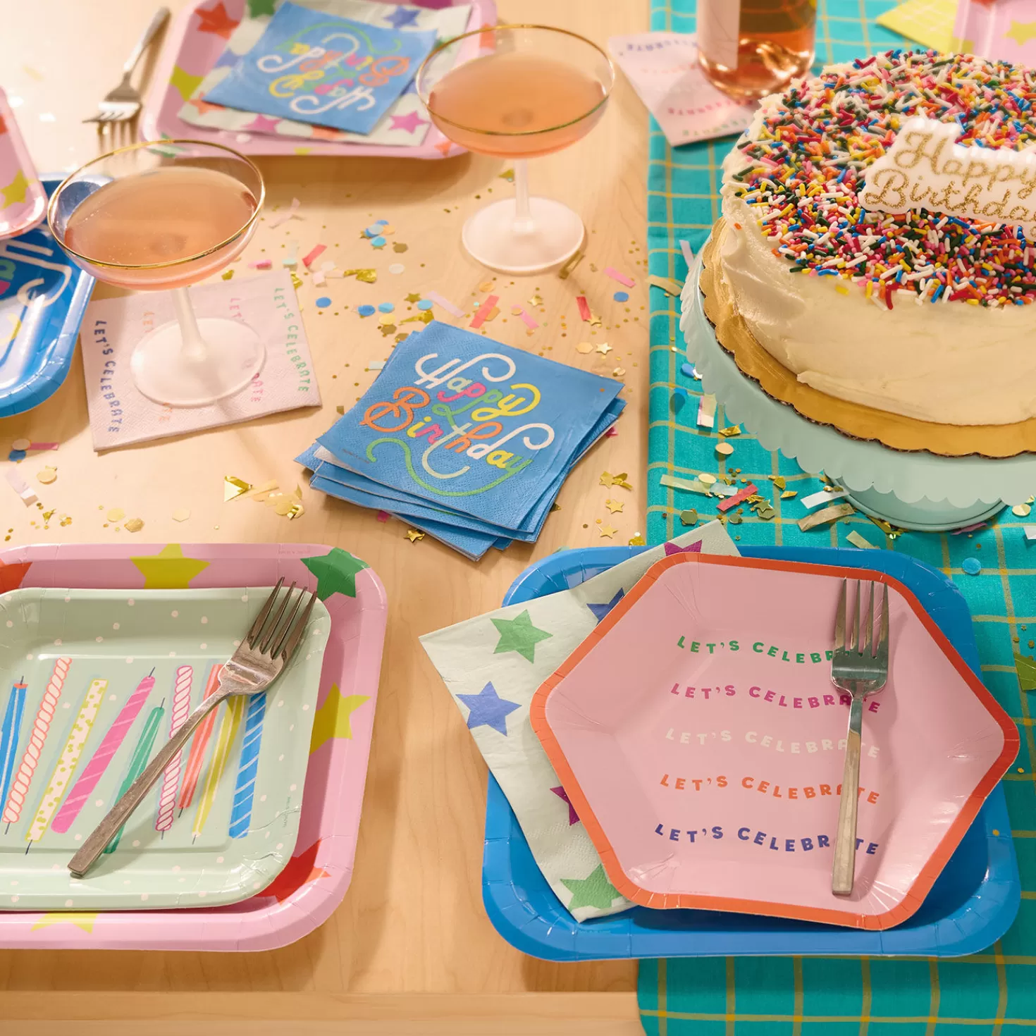 Birthday>Hallmark Bright Birthday Party Essentials Set
