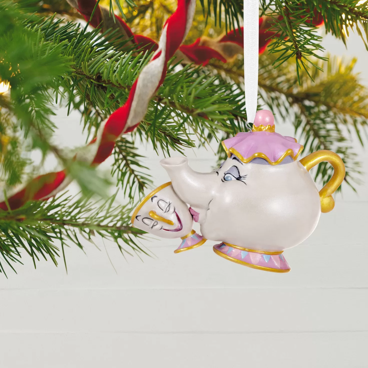 Baby>Hallmark Disney Beauty And The Beast A Mother's Love Porcelain Ornament