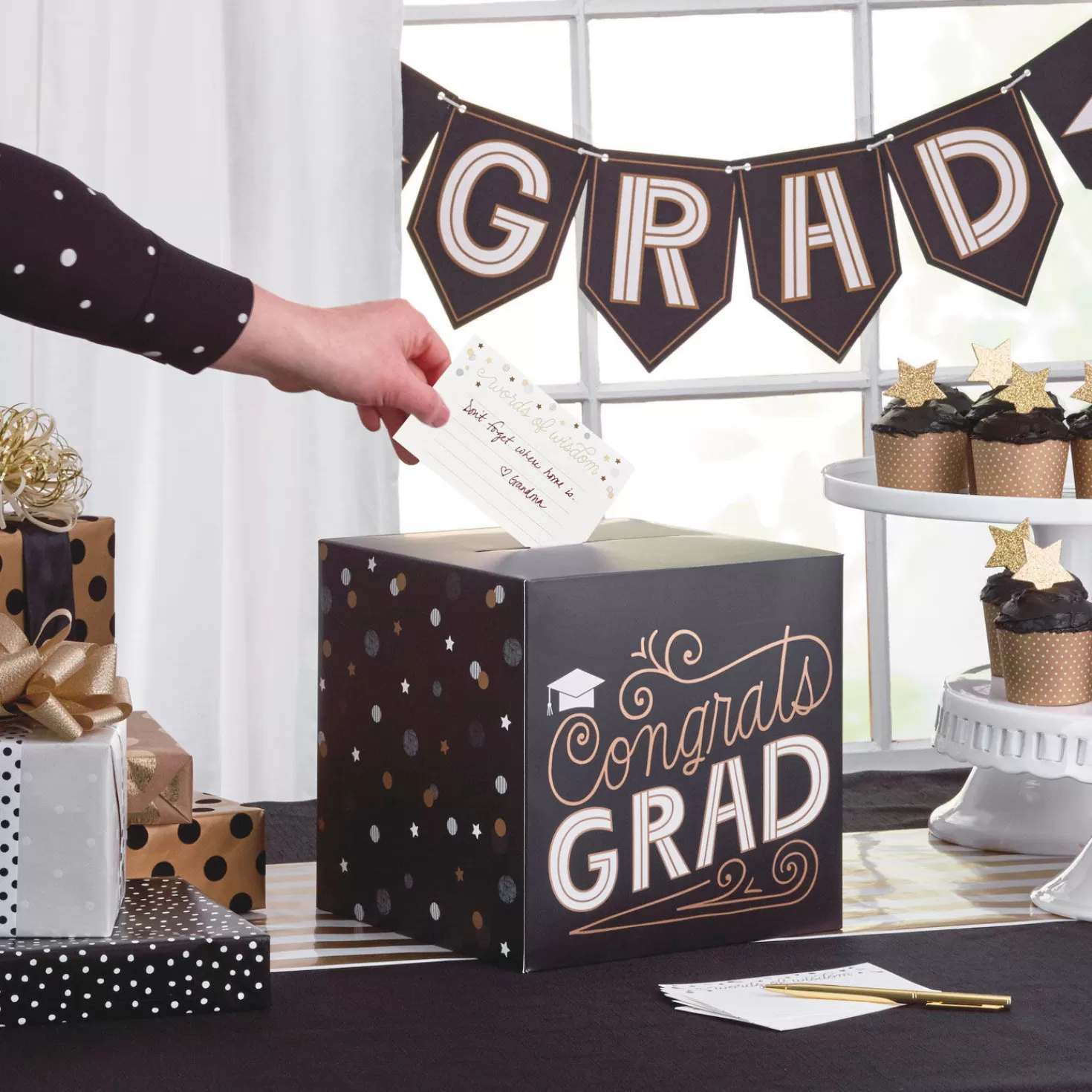 Outlet Graduation Party Kit With Banner, Card Box, Advice Cards And Table Runner Graduation