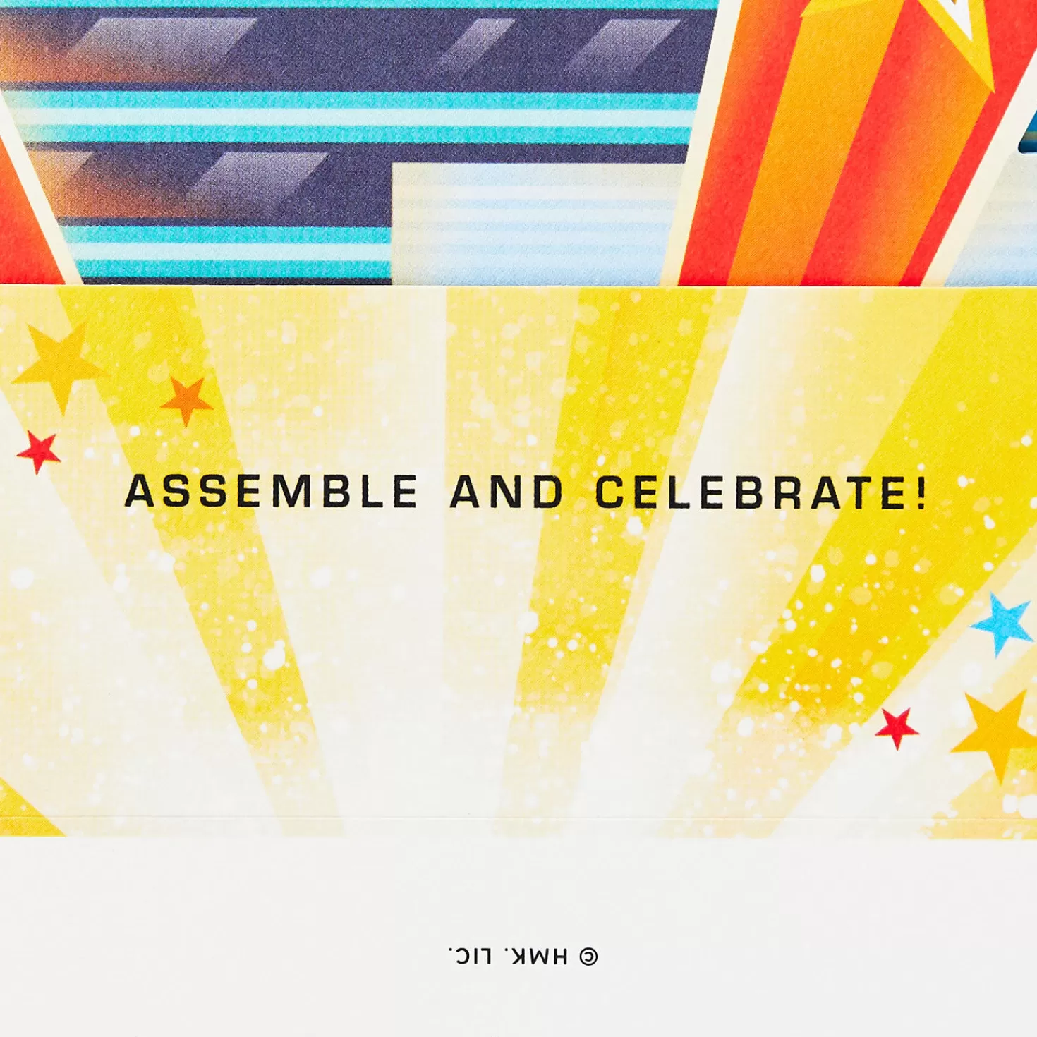 Outlet Marvel Avengers Assemble And Celebrate 3D Pop-Up Card With Playset Graduation